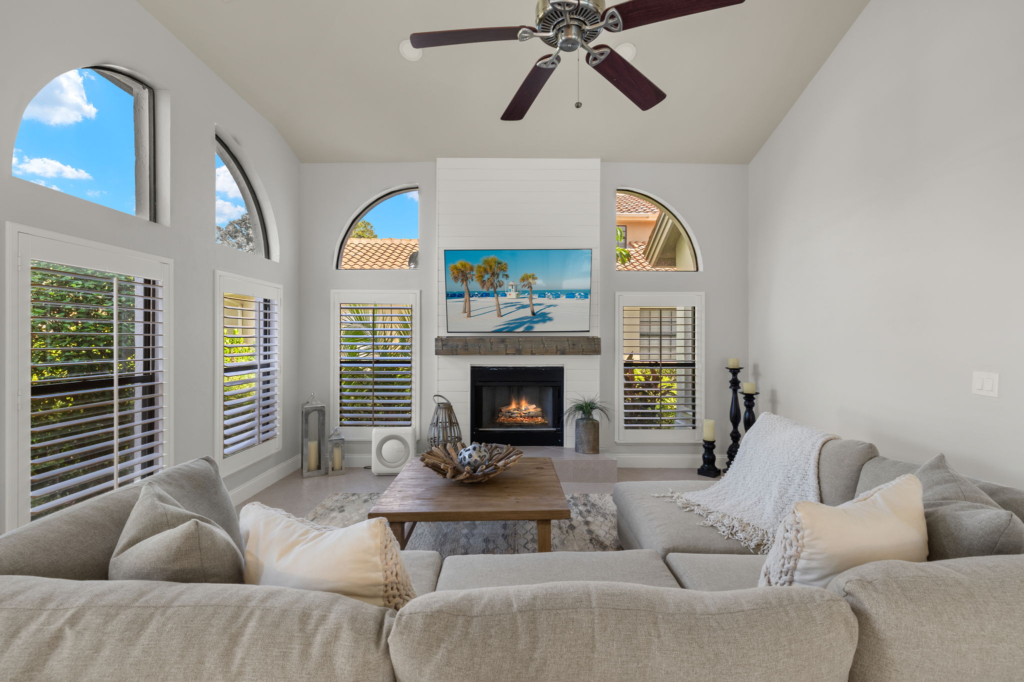 Living Room 2 of 3