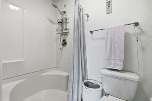  Photo 37