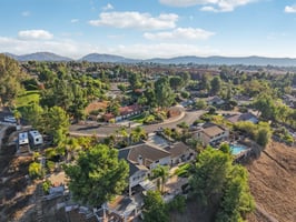 Avenida Del Reposo-L2309-057.jpg