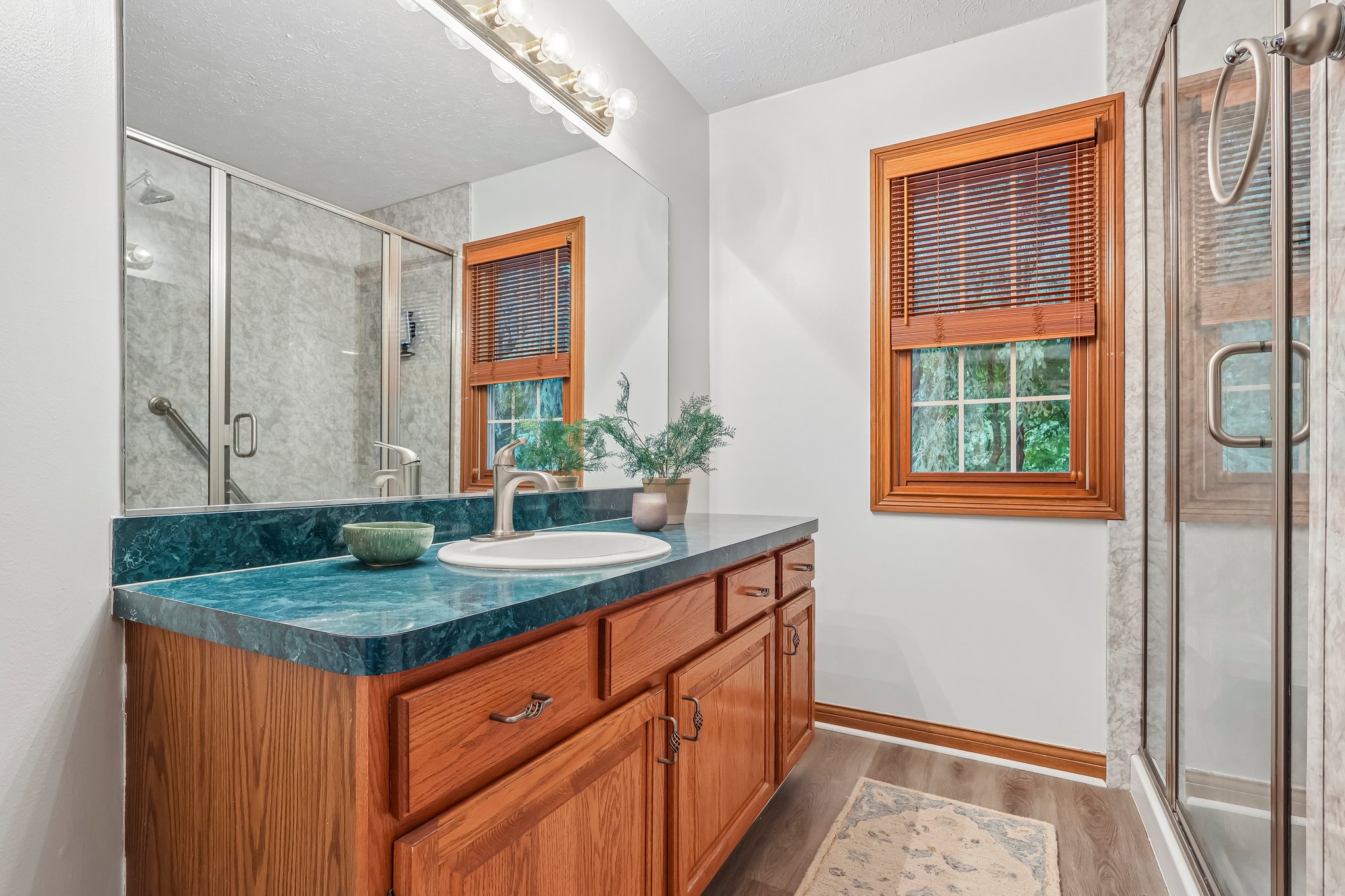 Silktree Ln-S1108-032.jpg