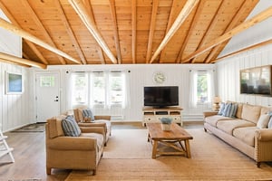 3083GoldMillerRd_018 virtually staged.jpeg