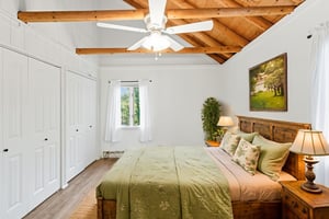 3083GoldMillerRd_035 virtually staged.jpeg