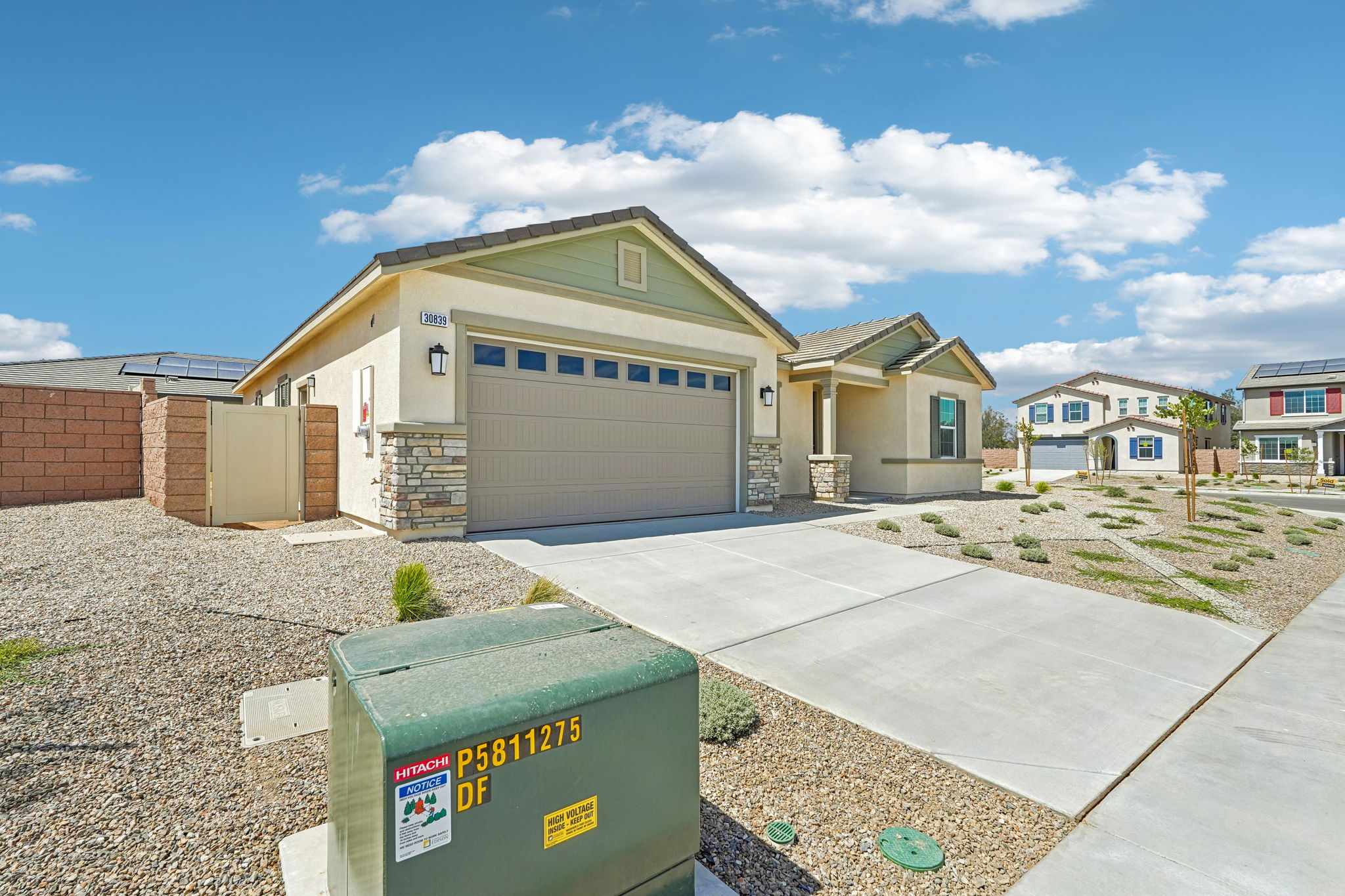 30839 Daisy Ln-S2208-002