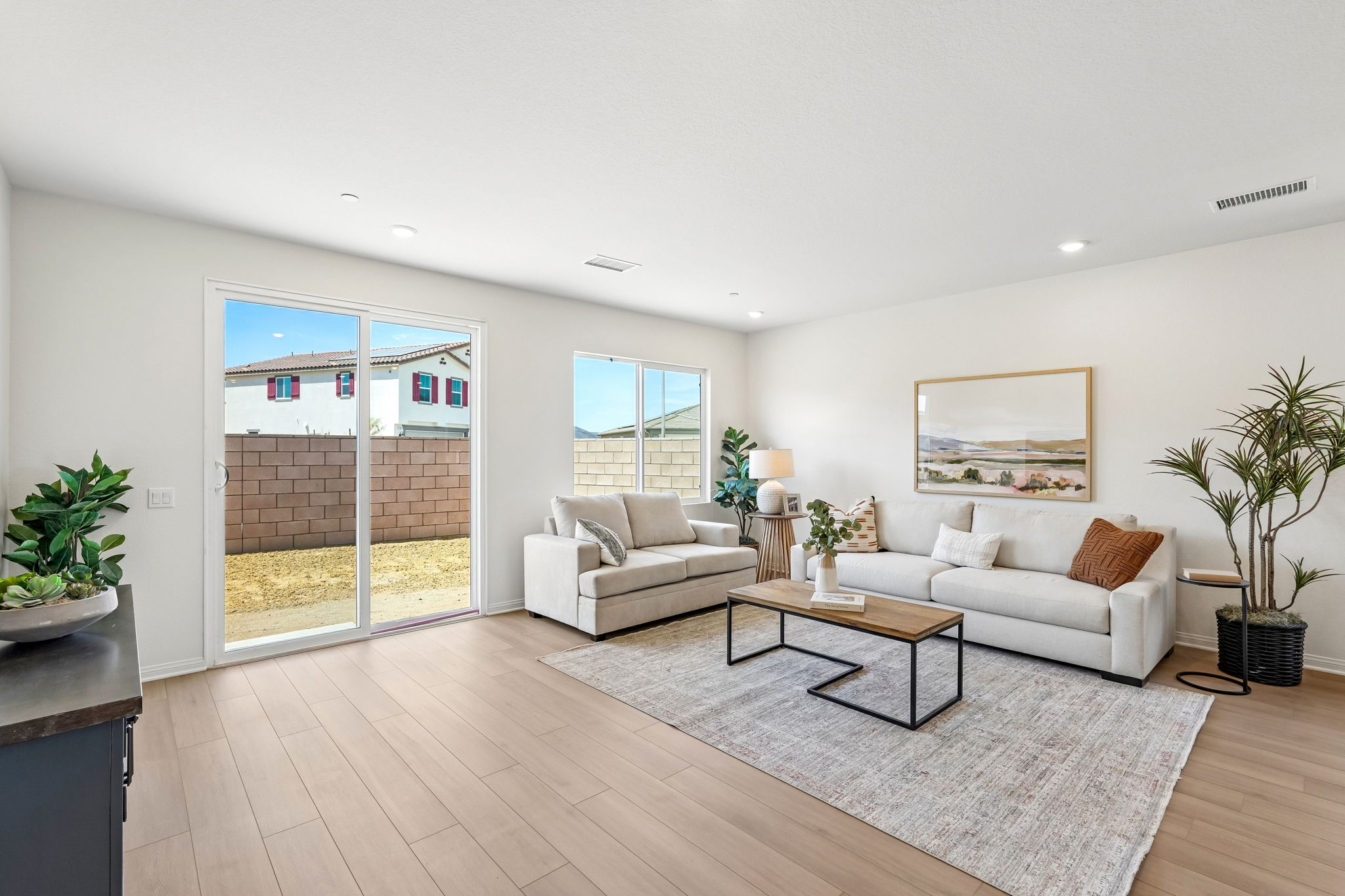 30839 Daisy Ln-S2208-004