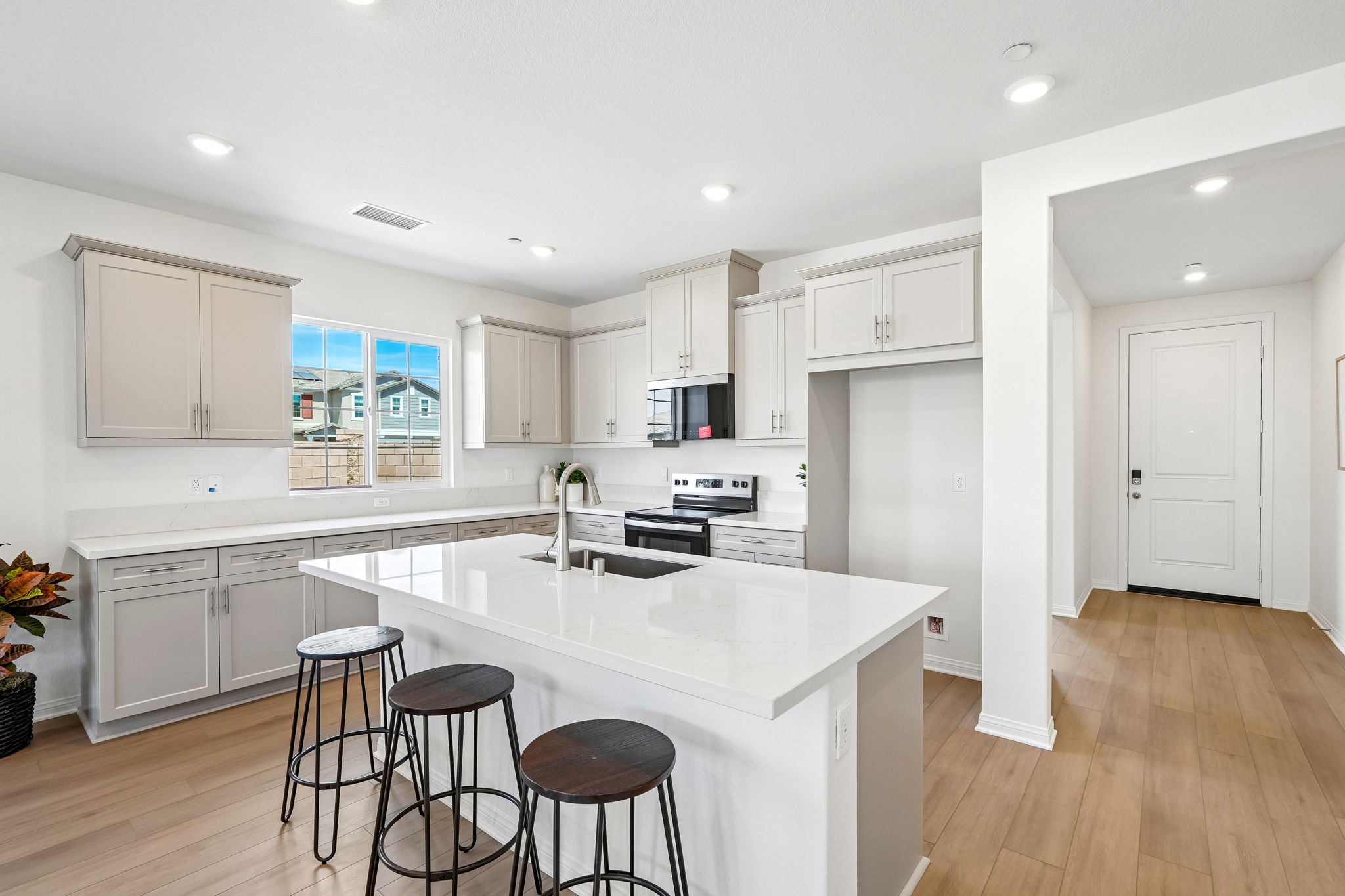 30839 Daisy Ln-S2208-012