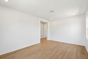 30839 Daisy Ln-S2208-025