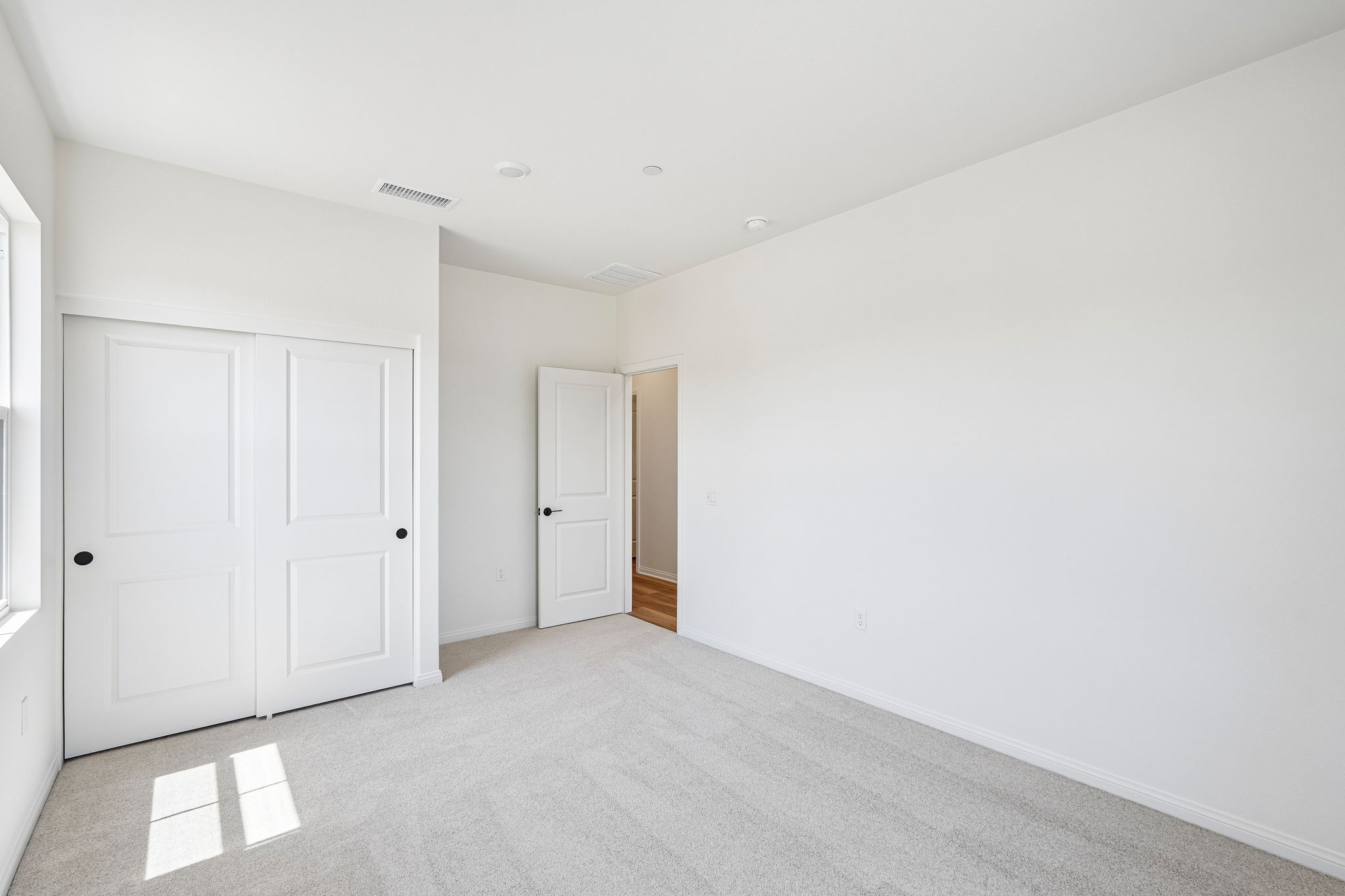 30851 Daisy Ln-S2208-016