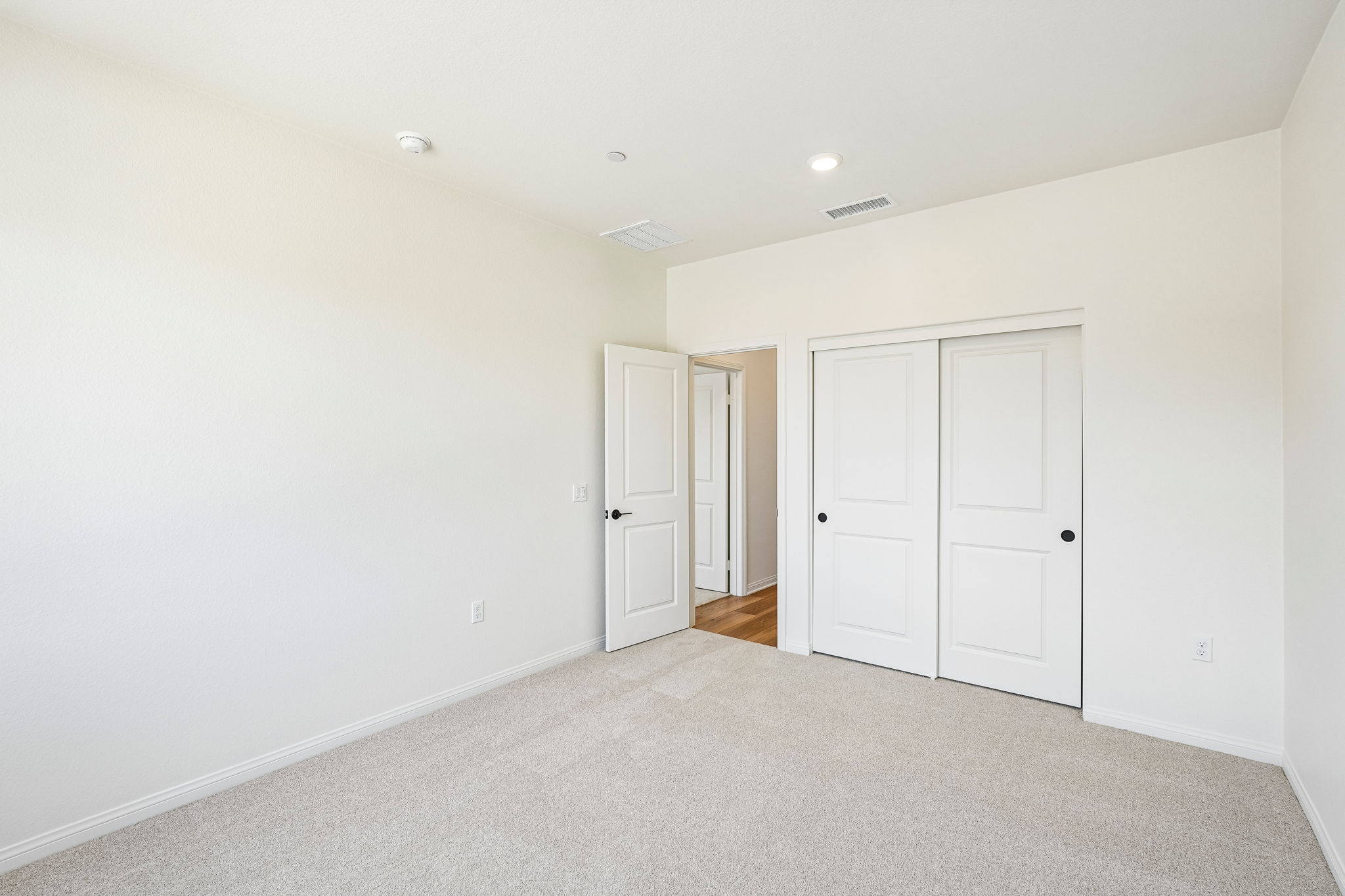 30851 Daisy Ln-S2208-018