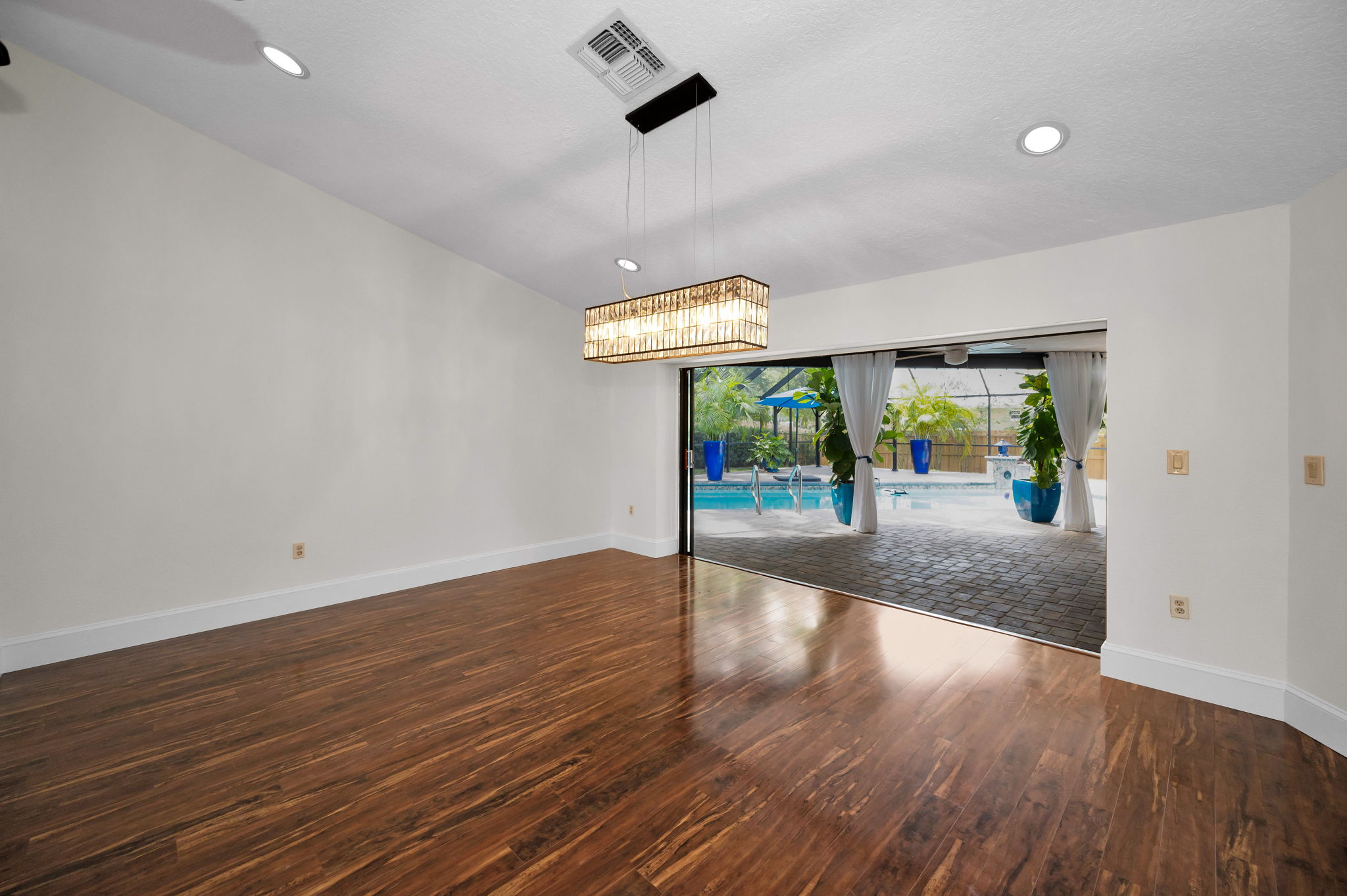 Living Room2