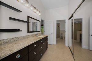 Master Bathroom1a
