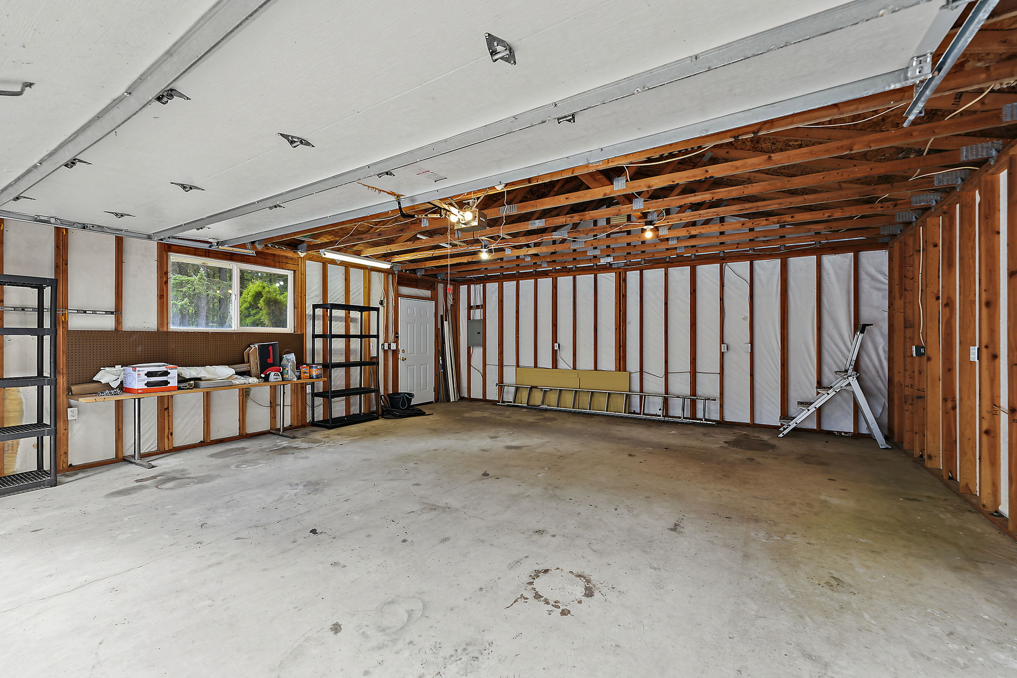  Photo 48