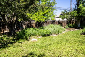 Photo 35