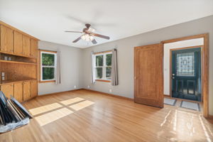 04_Interior