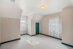 17_Interior