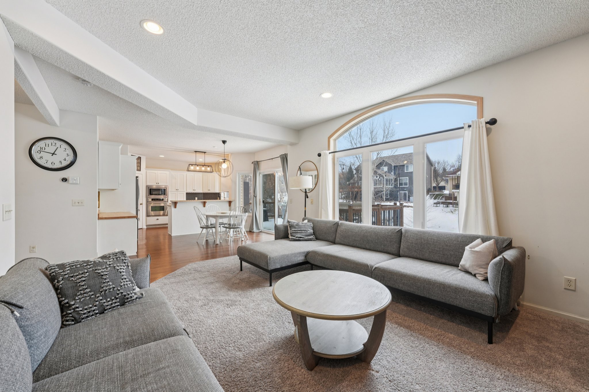 Arabian Dr-S0901-011.jpg