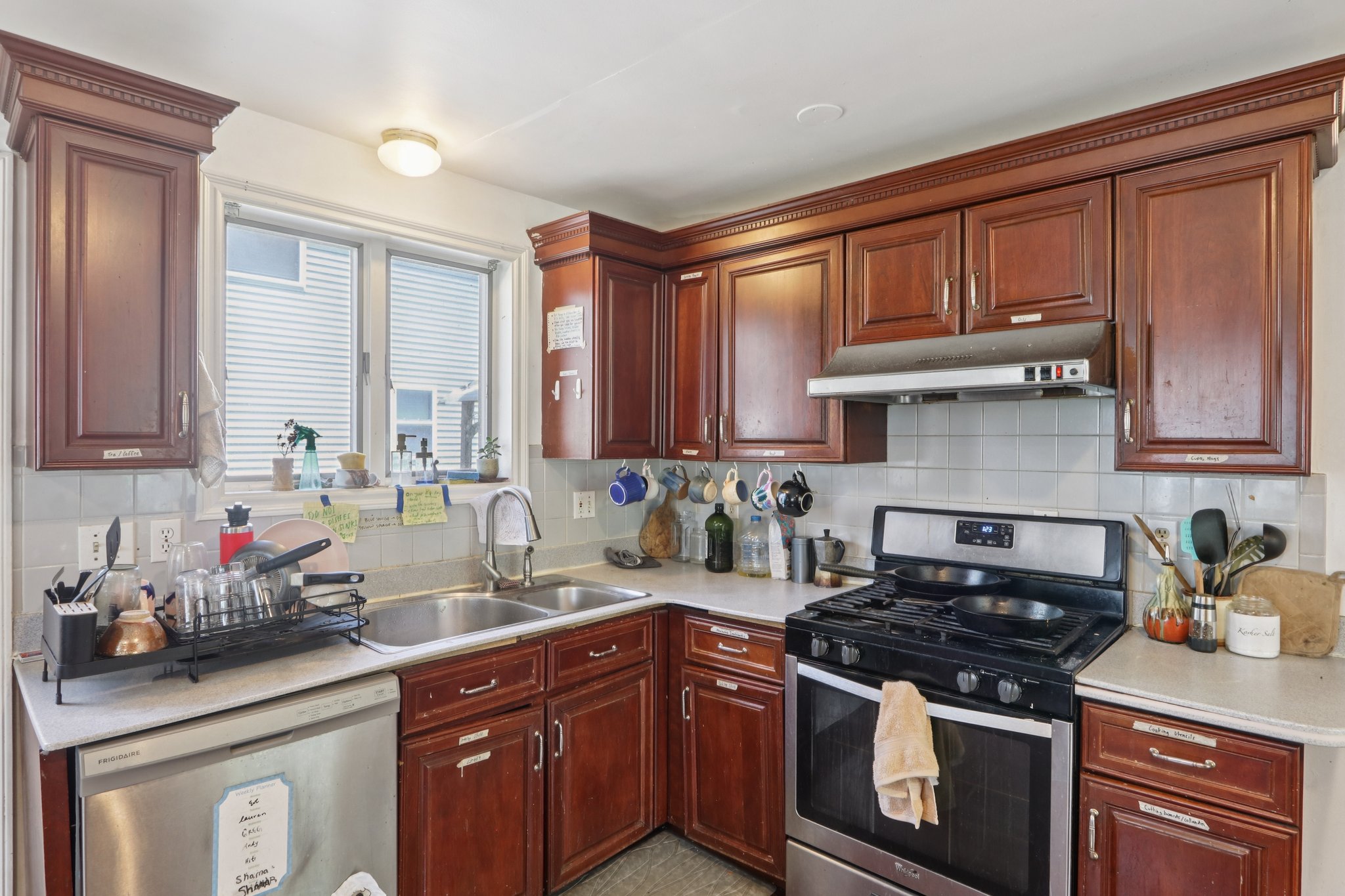 Beacon St-2406-012.jpg