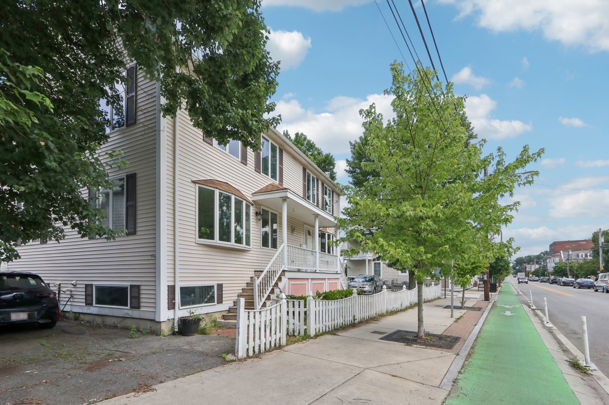 Beacon St-2406-041.jpg
