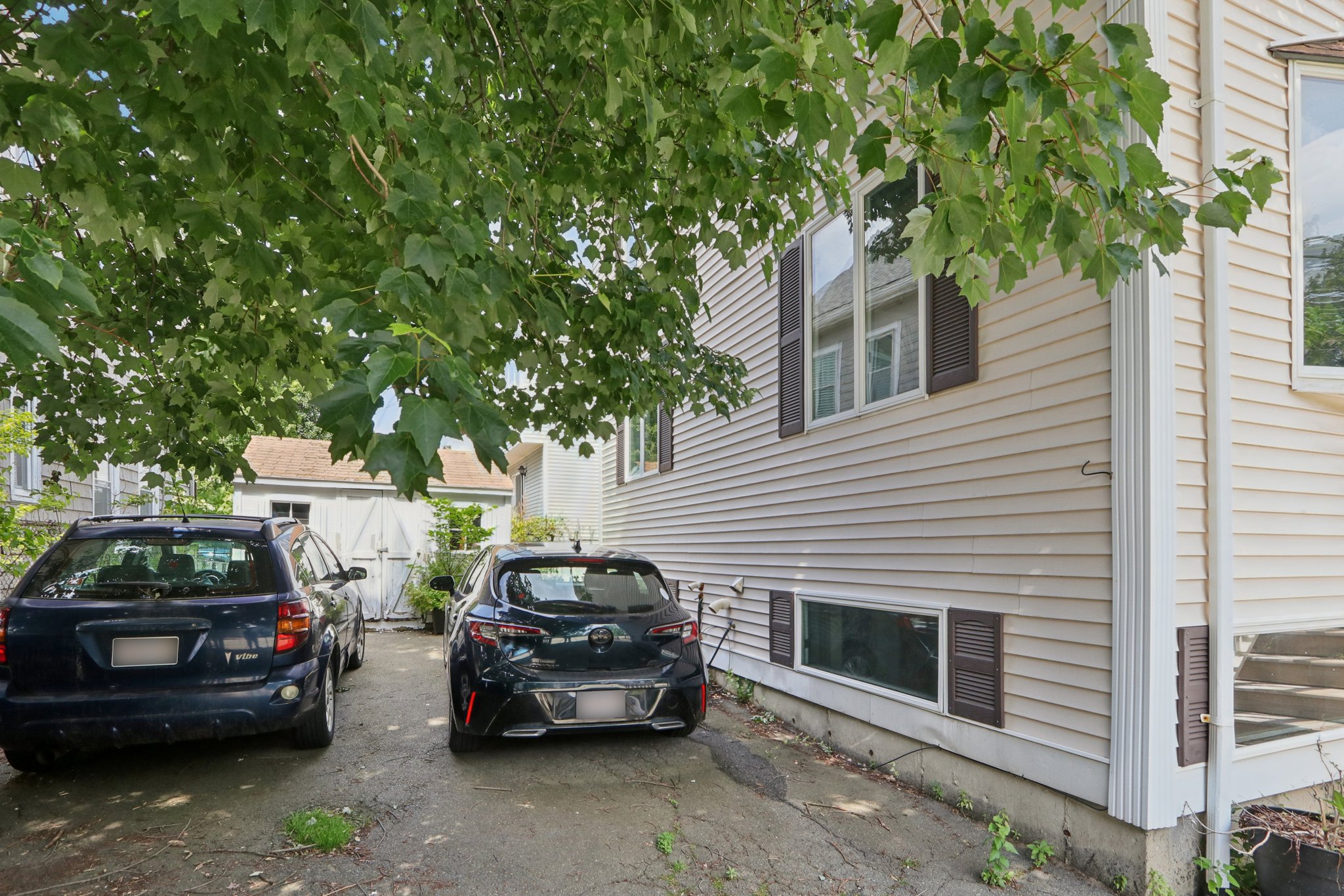 Beacon St-2406-043.jpg