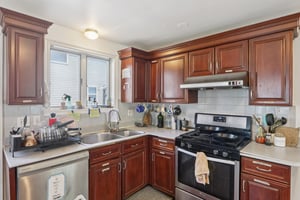 Beacon St-2406-012.jpg