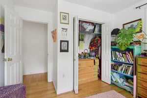 Beacon St-2406-040.jpg
