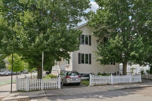 Beacon St-2406-046.jpg