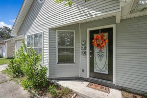 Front Entry Detail