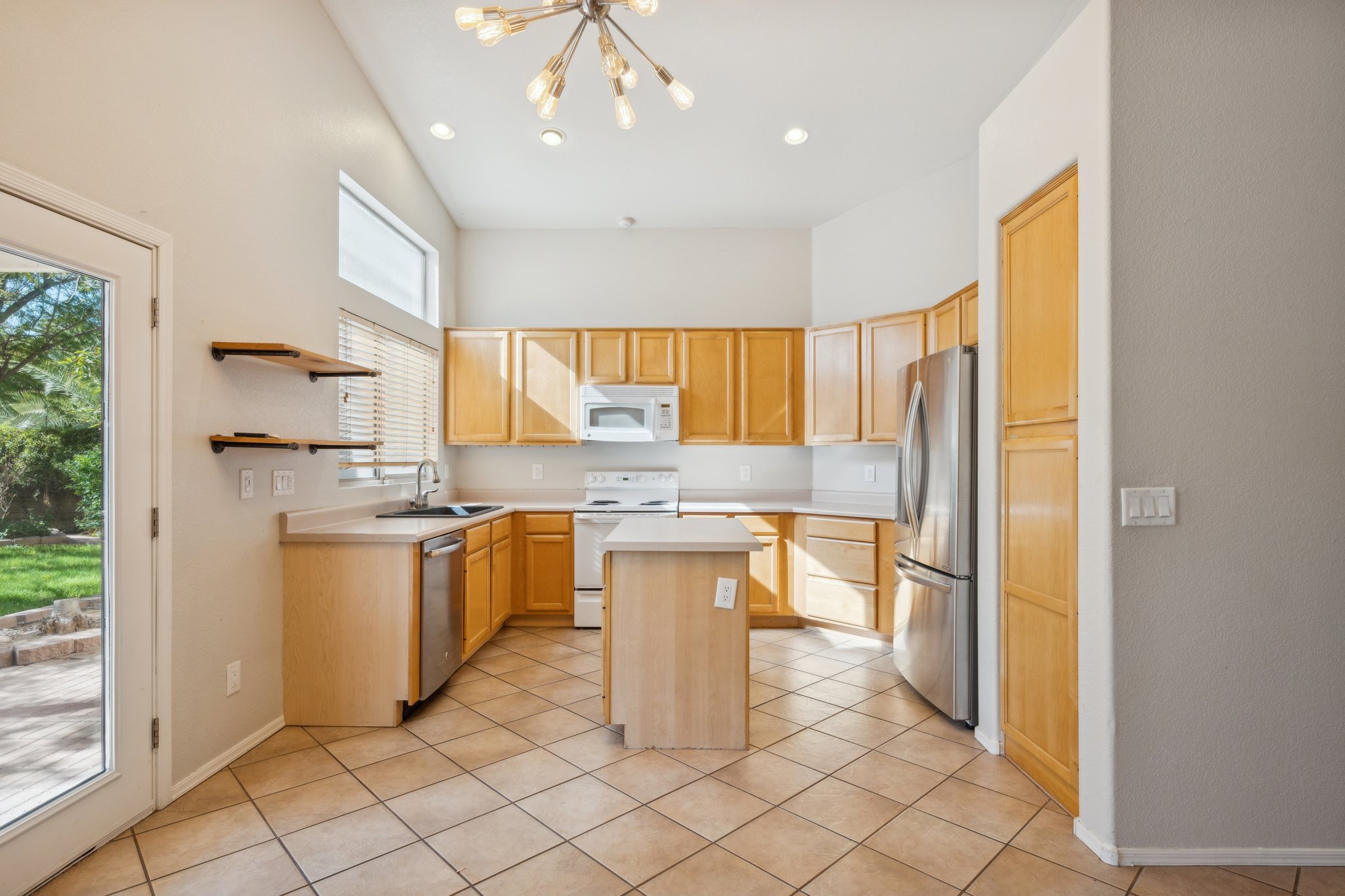 309 E Mesquite St Gilbert AZ 85296 - 012.jpg