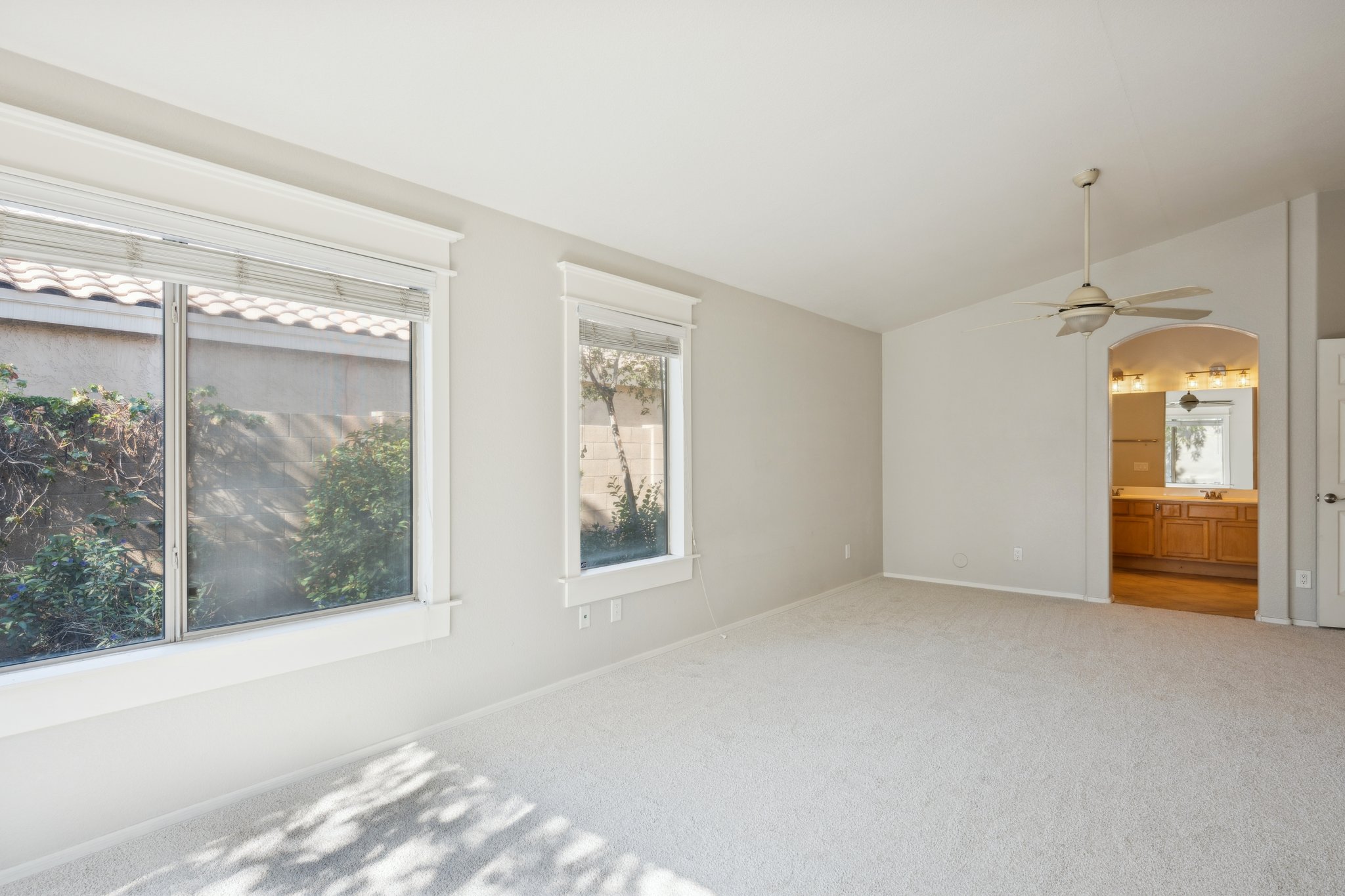 309 E Mesquite St Gilbert AZ 85296 - 019.jpg