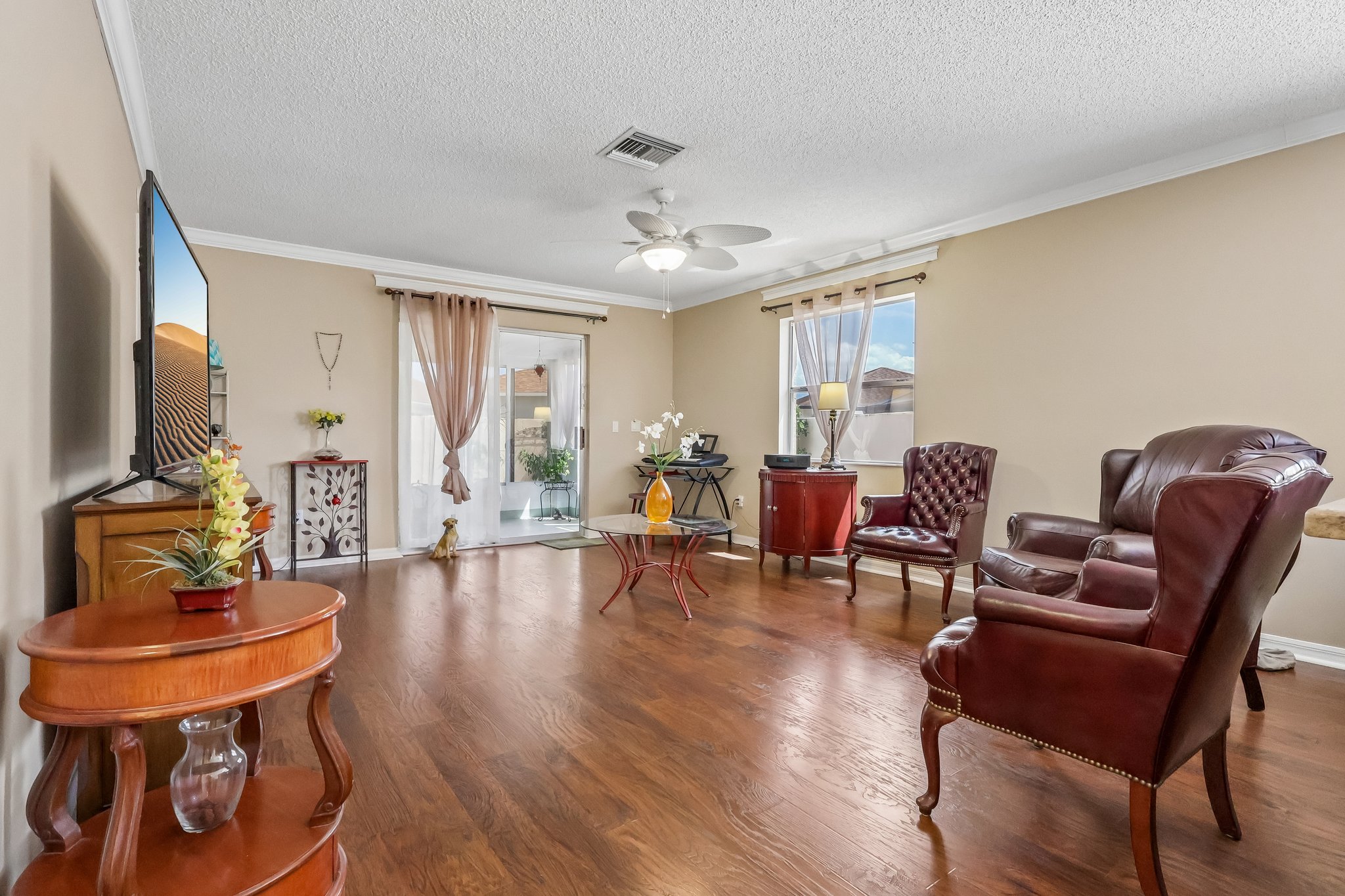 Guido Ave-S1709-007.jpg