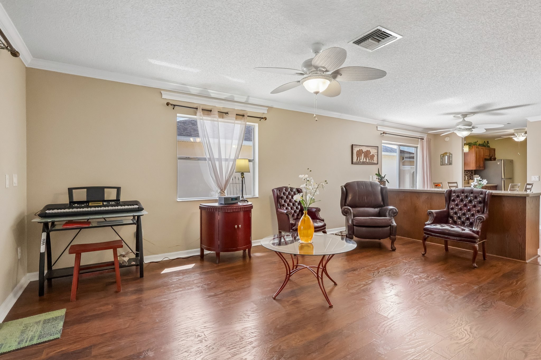 Guido Ave-S1709-008.jpg
