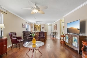 Guido Ave-S1709-009.jpg