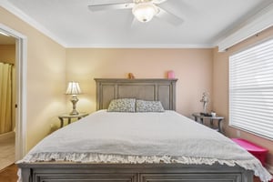 Guido Ave-S1709-022.jpg
