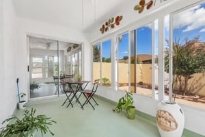 Guido Ave-S1709-030.jpg