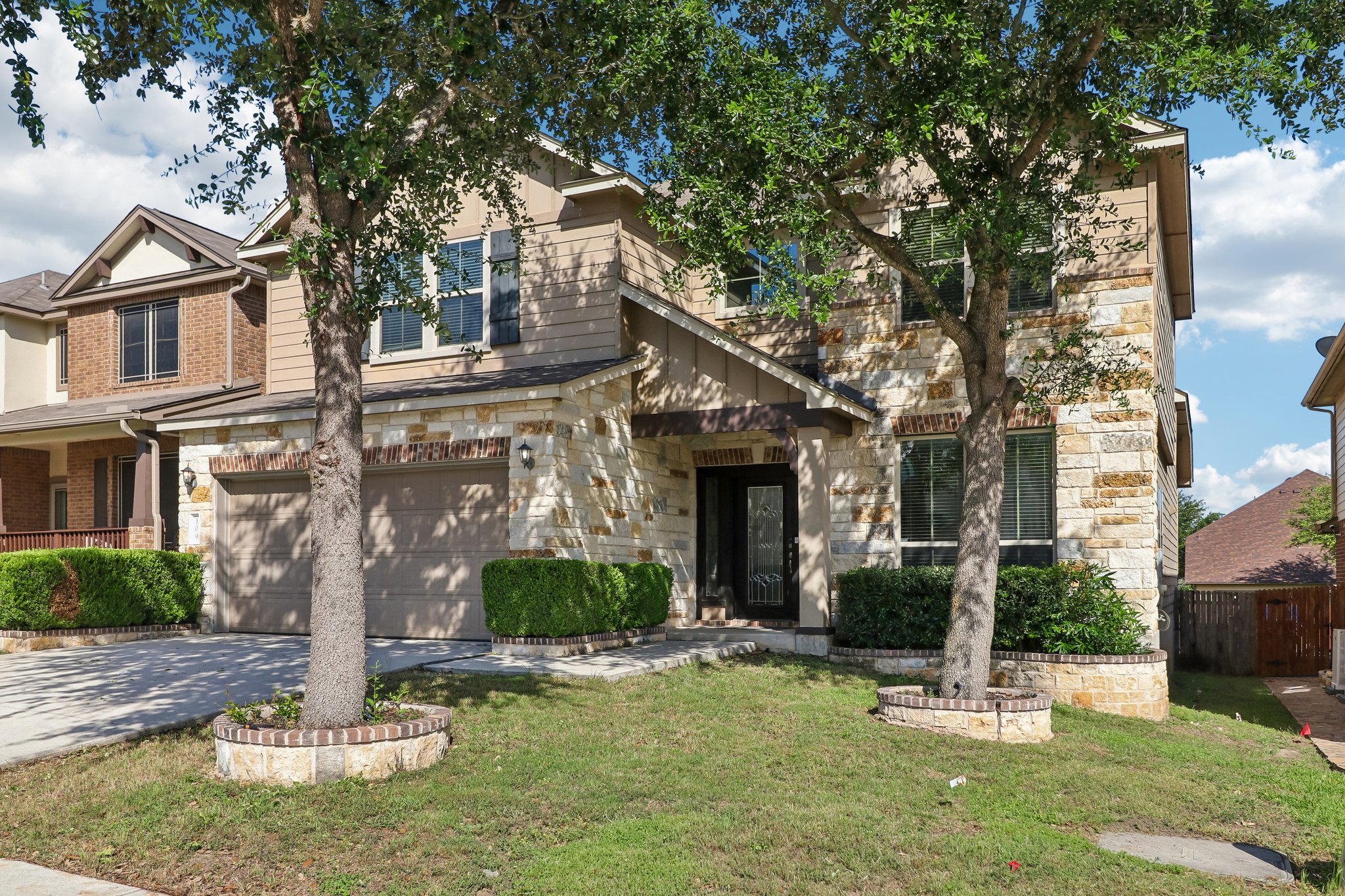 Highland Pl-S1106-003.jpg