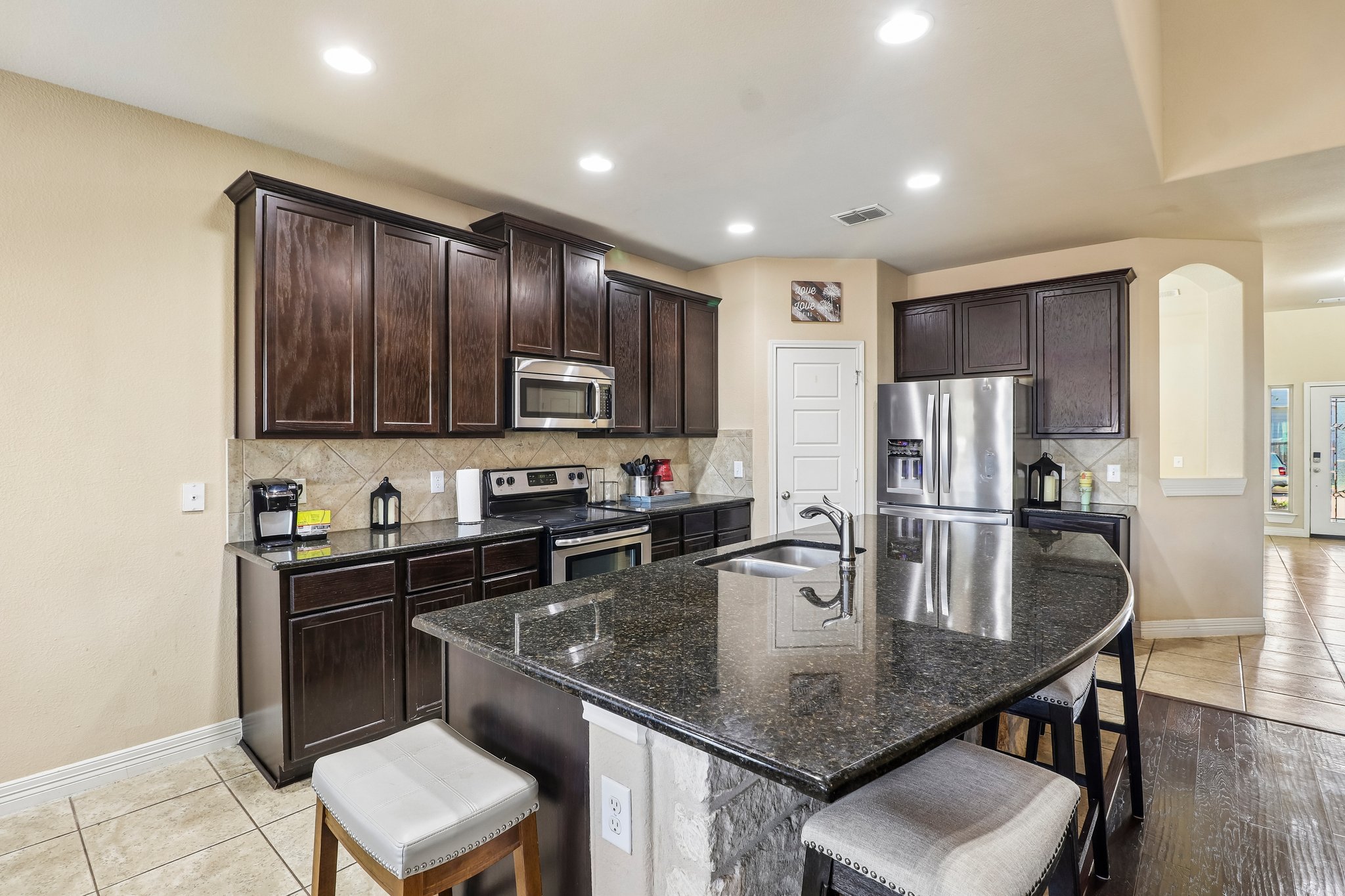 Highland Pl-S1106-011.jpg