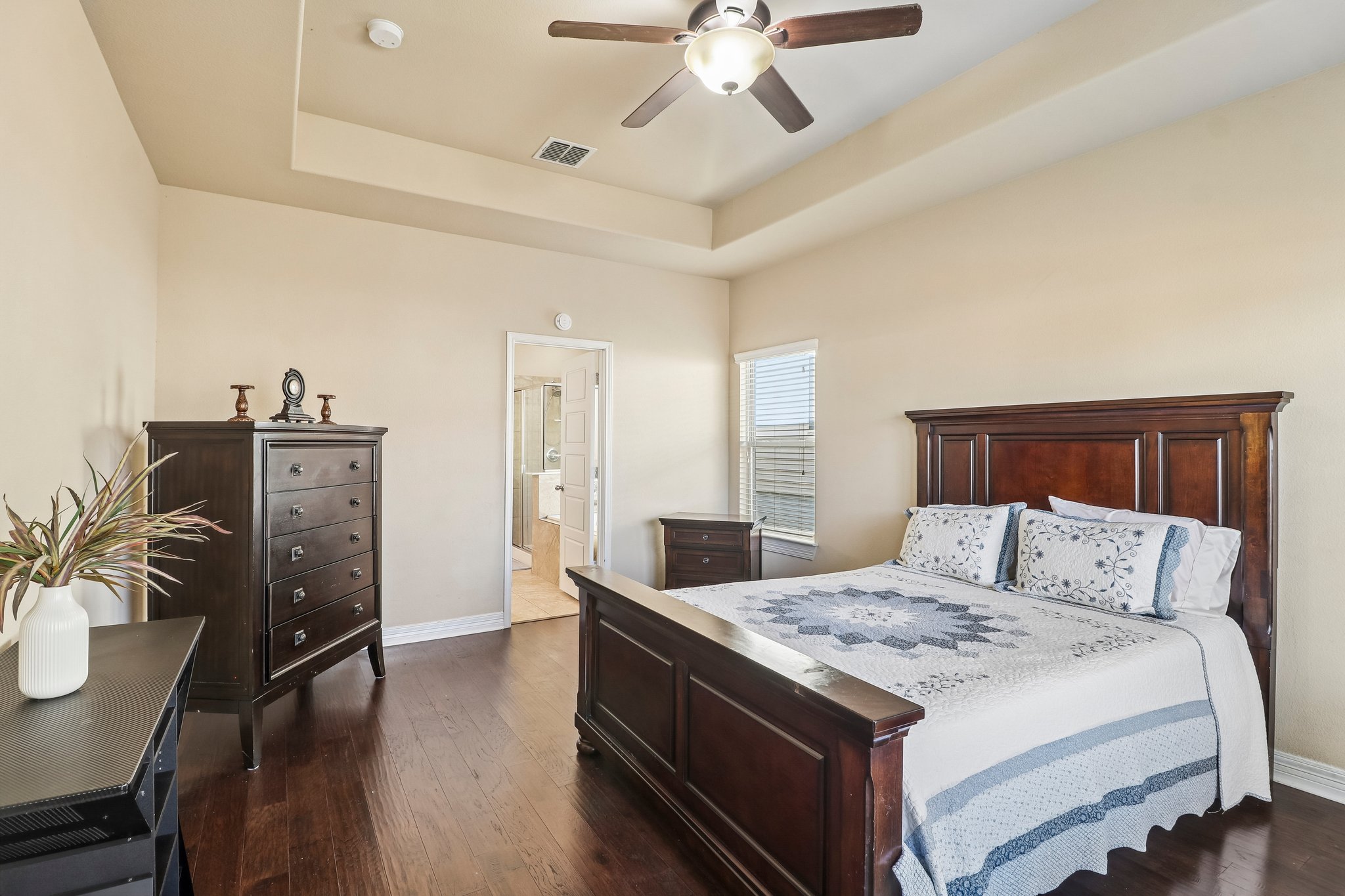 Highland Pl-S1106-018.jpg