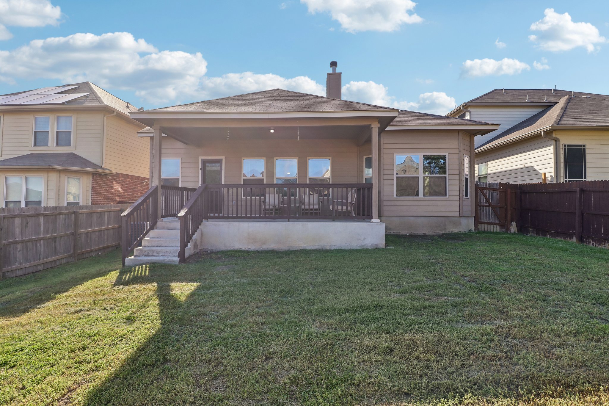 Highland Pl-S1106-036.jpg