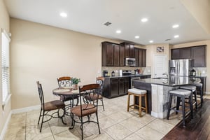 Highland Pl-S1106-010.jpg