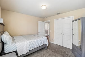 Highland Pl-S1106-025.jpg