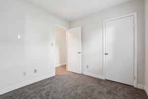 Liberty St-S1510-017.jpg