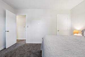 Liberty St-S1510-021.jpg