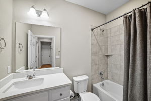  Photo 46