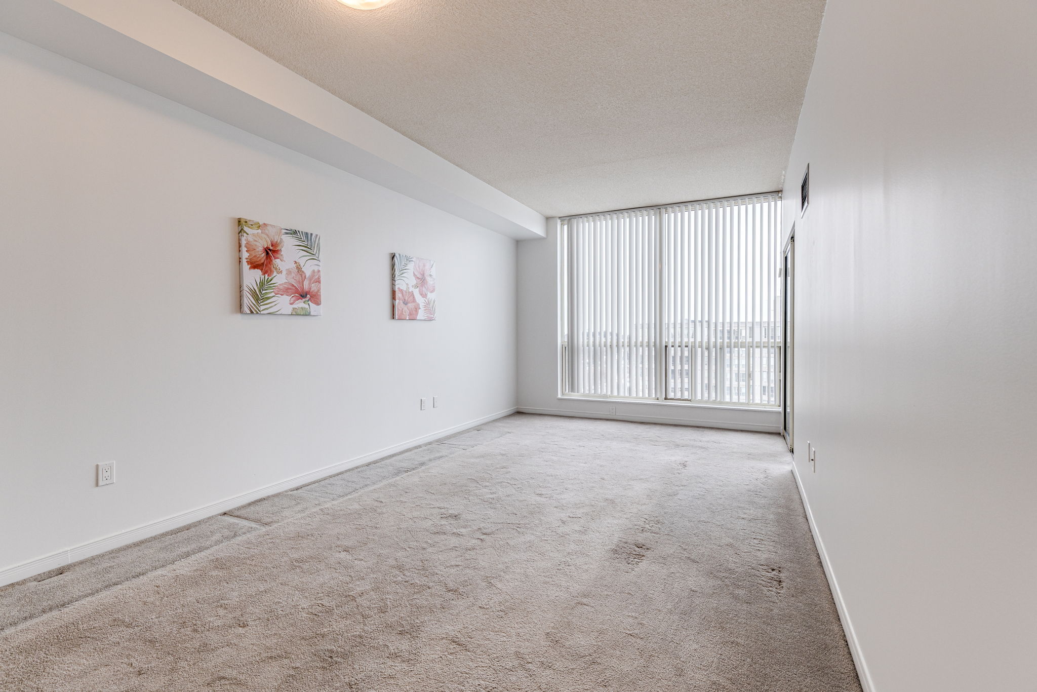 Richmond Hill property showcase — delivered property photograph 7