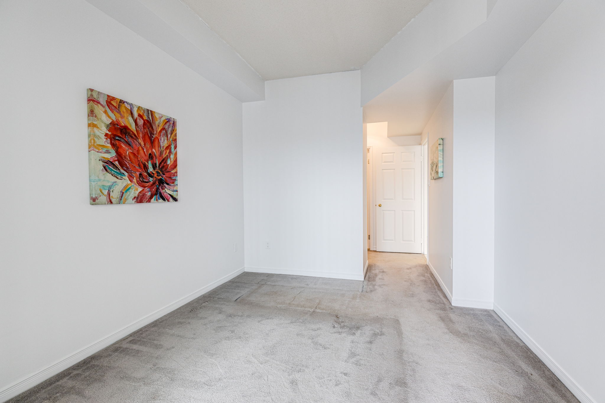Richmond Hill property showcase — delivered property photograph 14