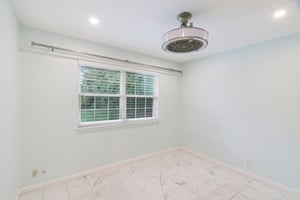 Northwood Dr-0905-036.jpg