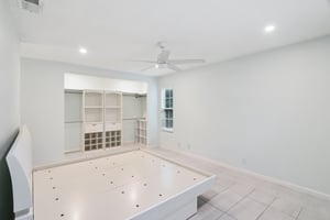 Northwood Dr-0905-038.jpg