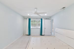 Northwood Dr-0905-040.jpg