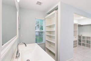 Northwood Dr-0905-042.jpg