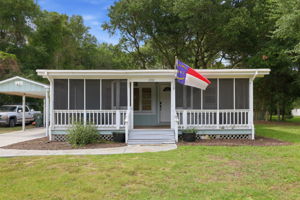 Photo 0