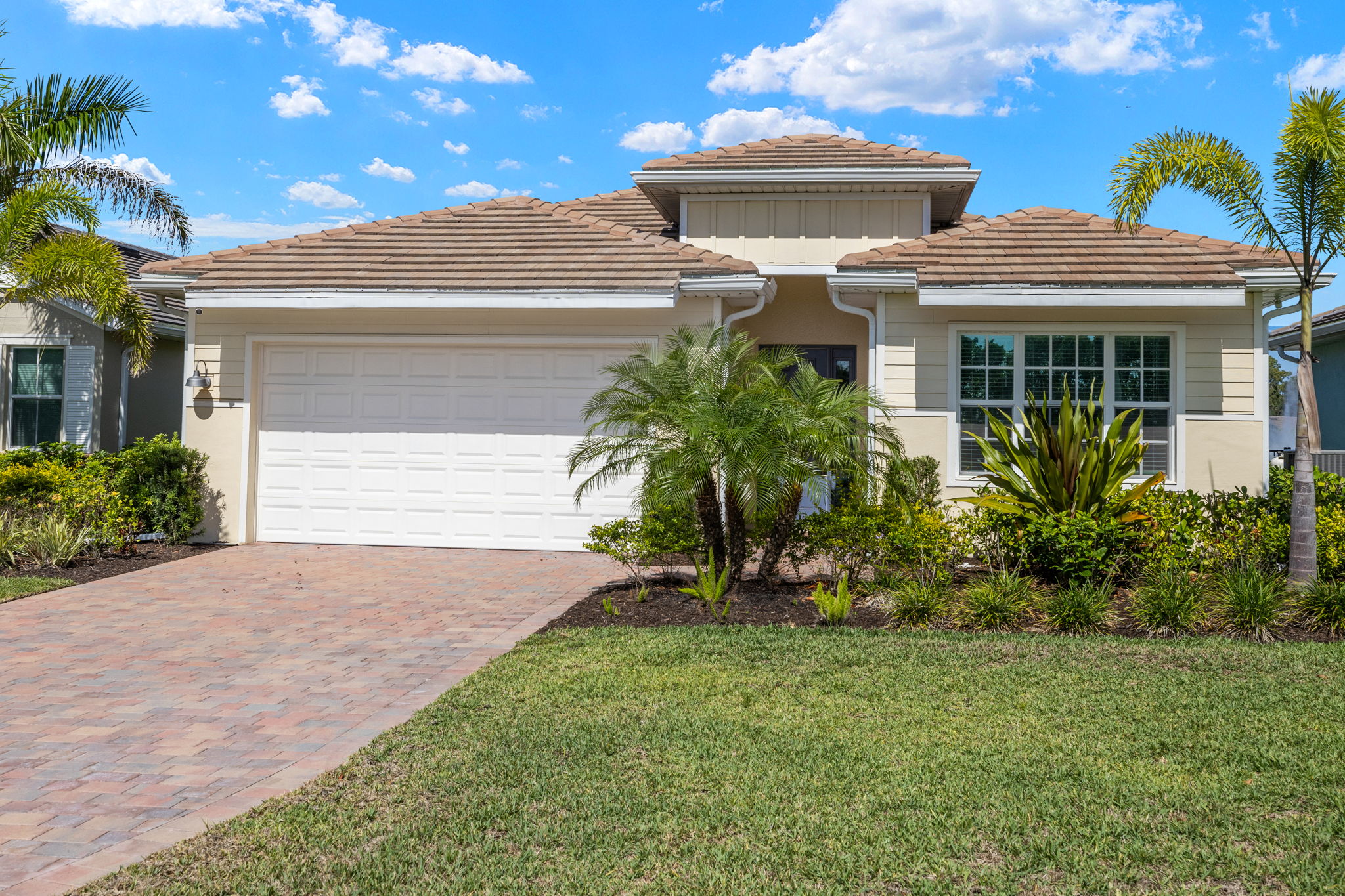 Front Exterior 2 of 2